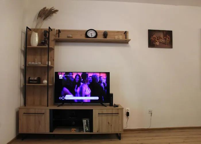 Una Apartment